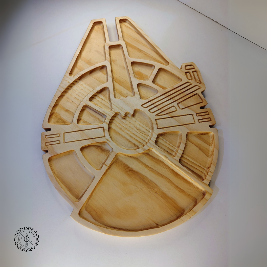 Tabla para Picoteo Halcón Milenario - Star Wars